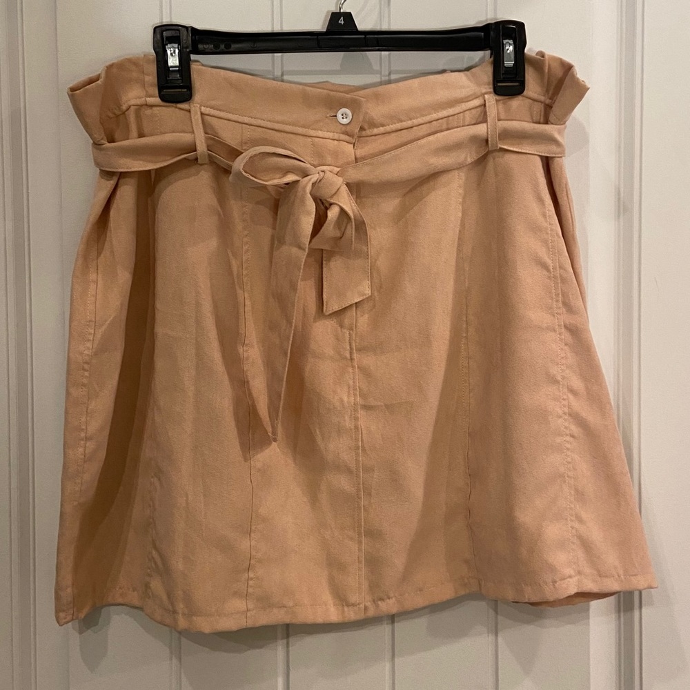 Blush Belted Skirt - Picture 13 of 13